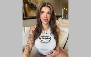 Ari Kytsya: Her Journey to Internet Fame and Recognition