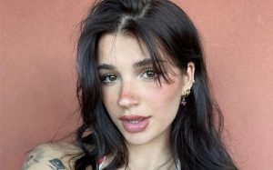 Ari Kytsya: Her Journey to Internet Fame and Recognition